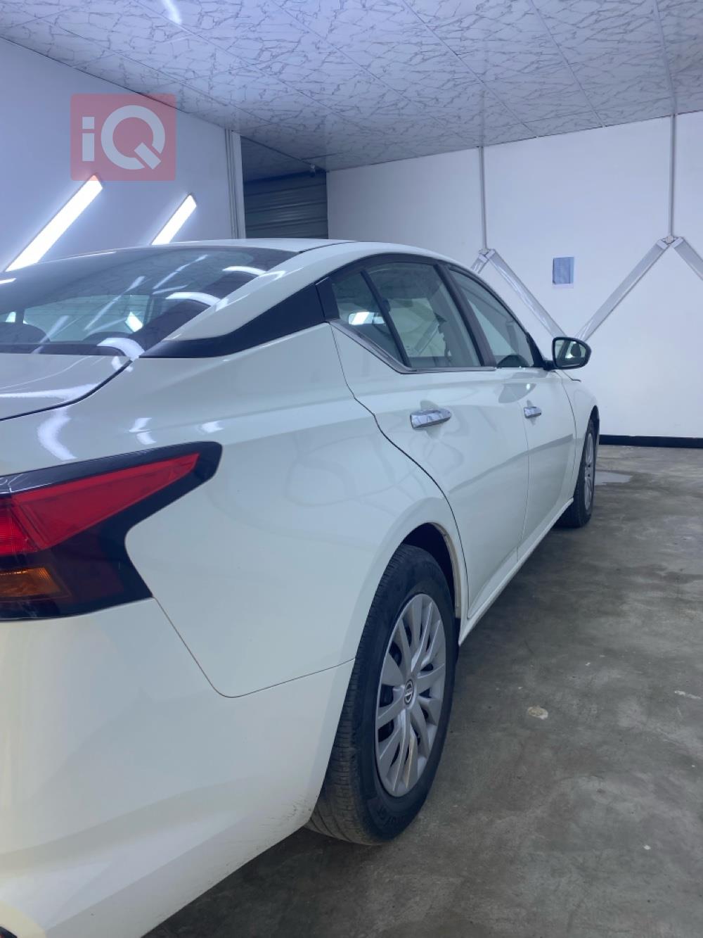 نيسان ألتيما